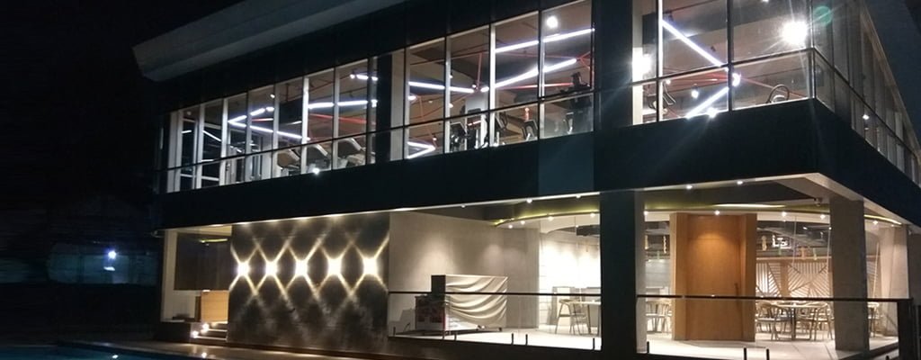 aura-club-house-banner